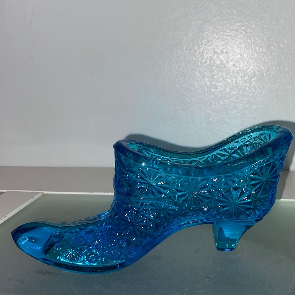 Fenton Blue Glass Art Slipper Daisy & Button Pattern Collectible